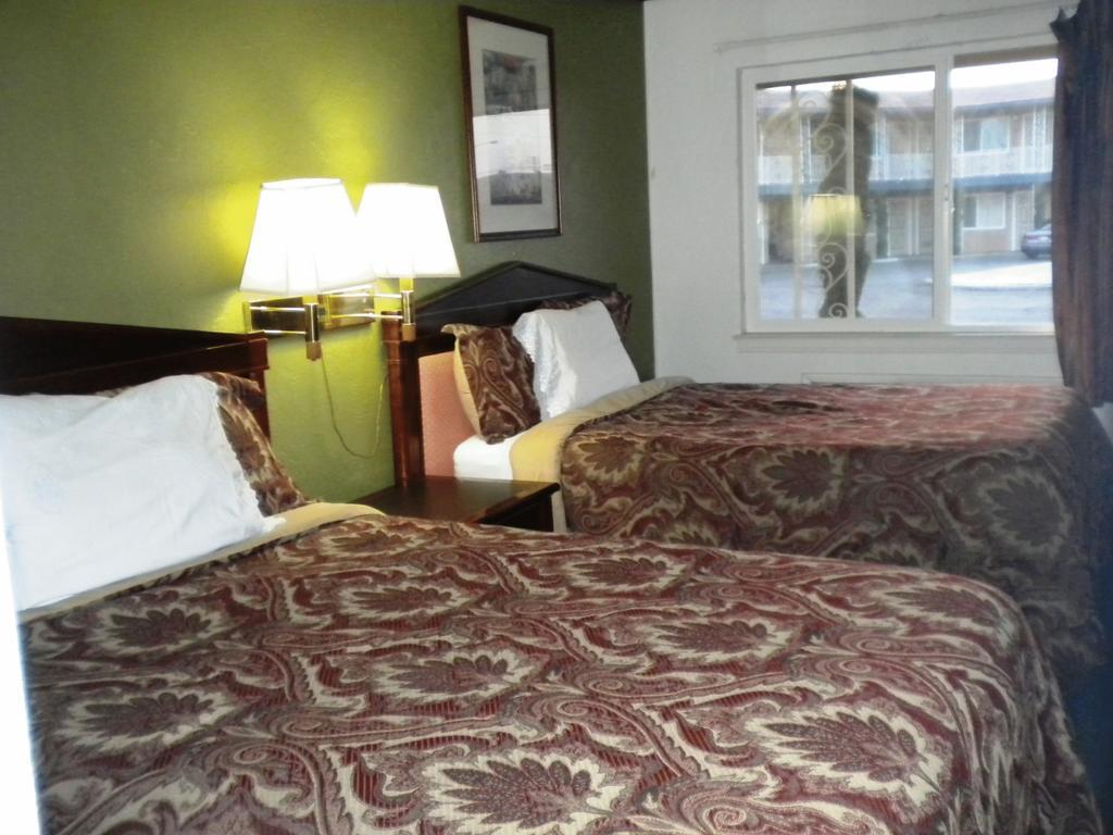 Holiday Motel - Фресно Номер фото
